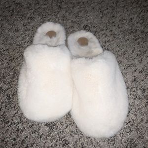 Anthropologie furry ‘Sadie’ slippers